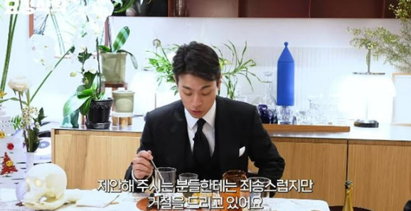 박정민 활동중단